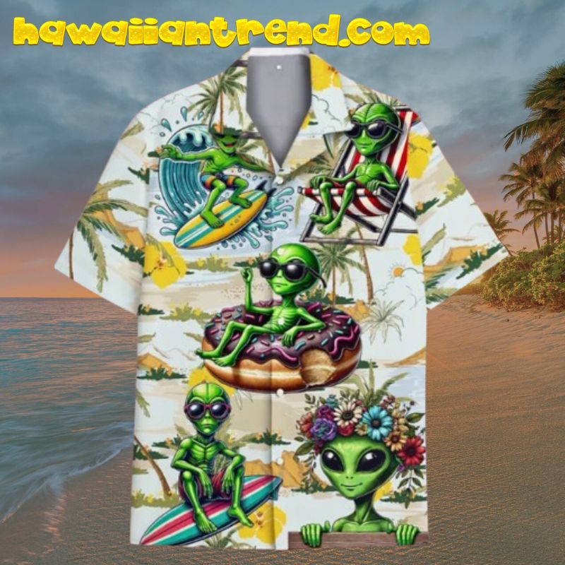 Alien Chilling On The Beach Hawaiian Shirt For Men Women