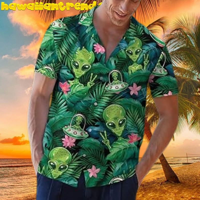 Funny Alien UFO In Tropical Forest Hawaiian Shirts