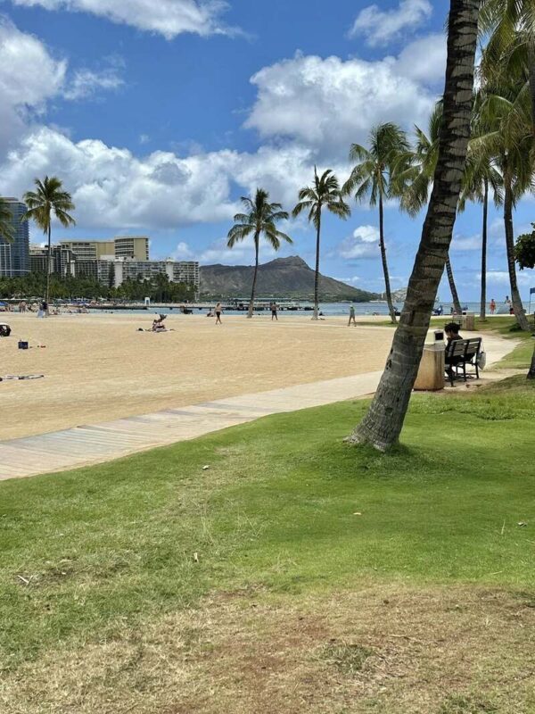 what to wear in oahu 1